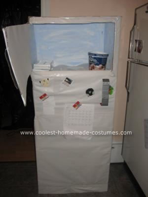 coolest-frozen-head-in-fridge-costume-7-21146339.jpg