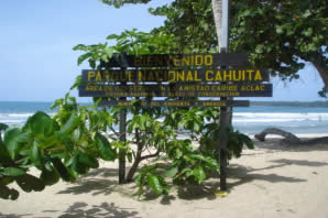 cahuita_national_park_view1.jpg
