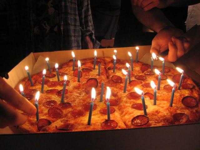 birthdaypizzaready.jpg