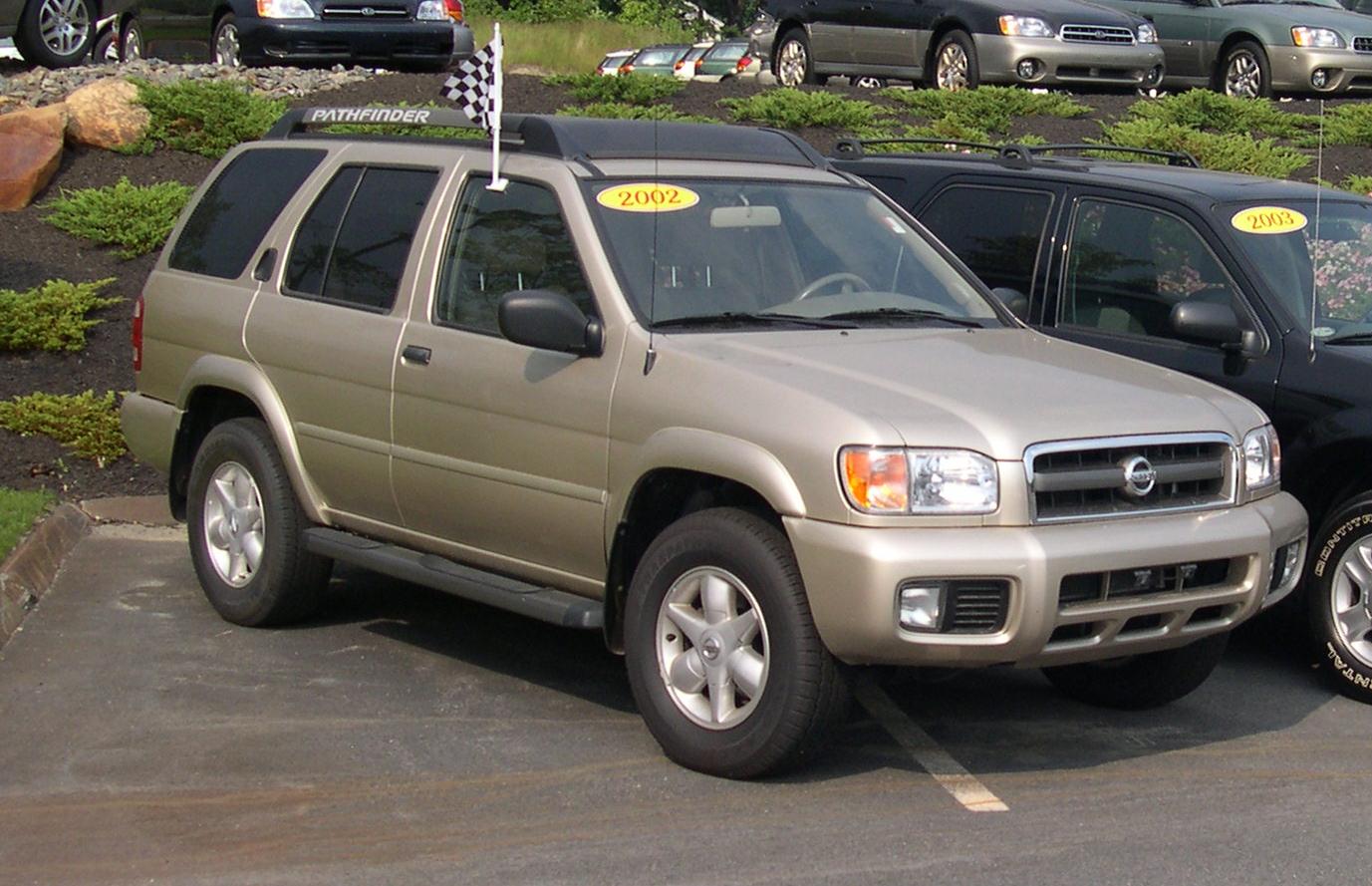 2002_Nissan_Pathfinder.jpg