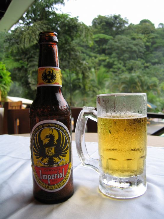 full-imperial-cervesa-arenal.jpg