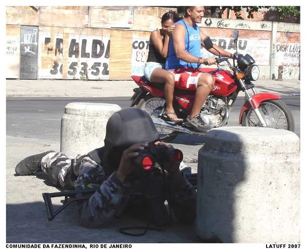 Violence_routine_in_Rio_10_by_Latuf.jpg
