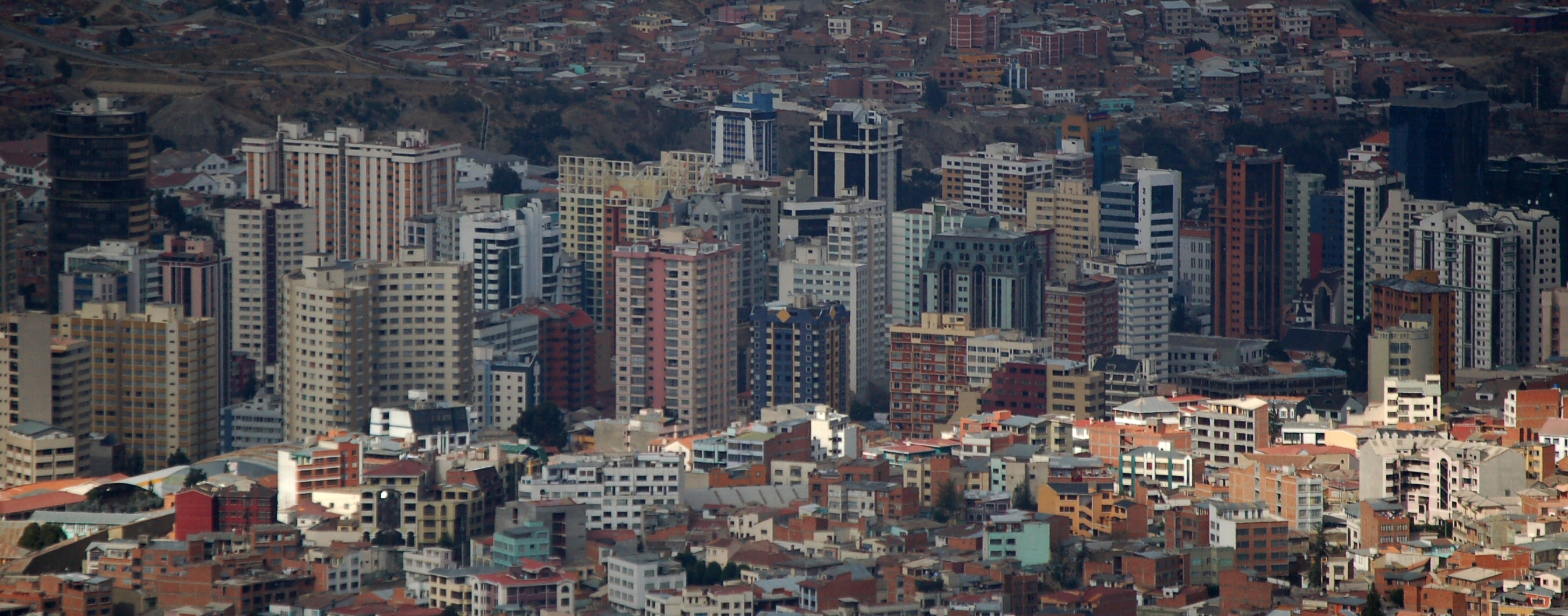 Centro_de_La_Paz_Bolivia.jpg