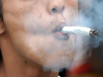 smoking-marijuana.jpg