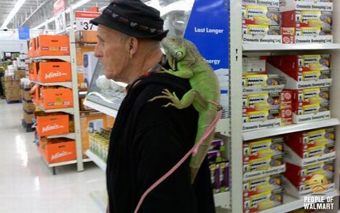 people_of_wal_mart_32.jpg