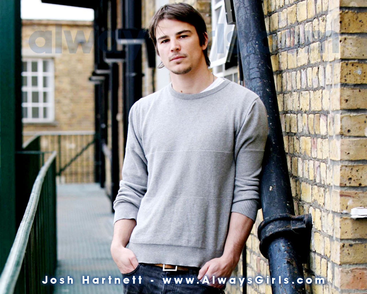 Josh-Hartnett-josh-hartnett-28532185-1280-1024.jpg