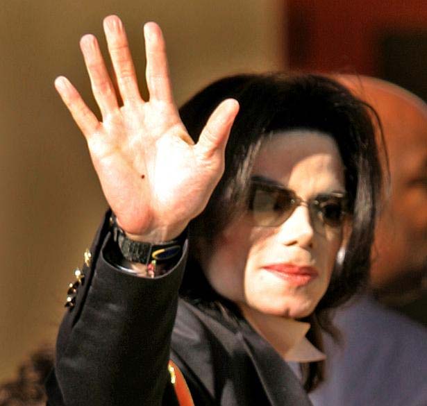 michael-jackson-right-hand-5.jpg