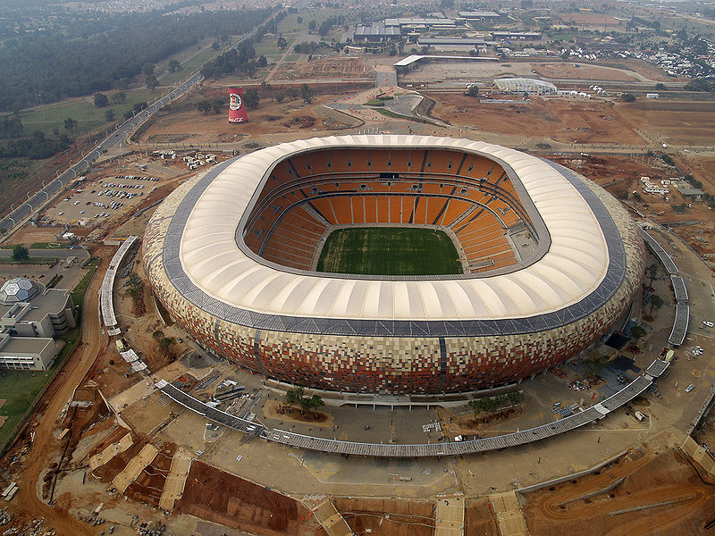 800px-soccer_city_in_johannesburg1.jpg