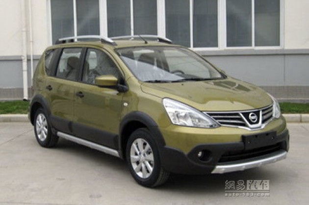 livina-fl-front3q.jpg