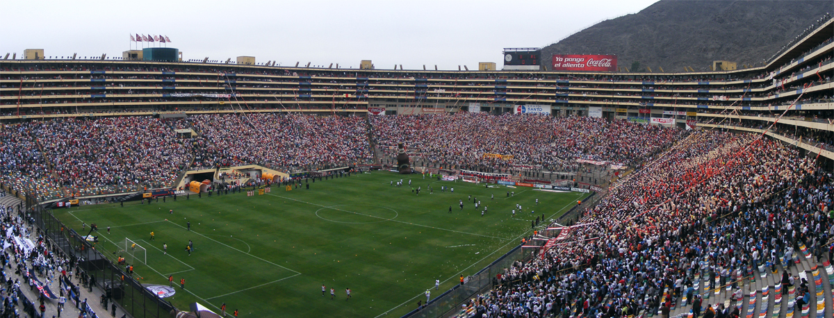 Estadio_Monumental_en_la_final_2009.jpg