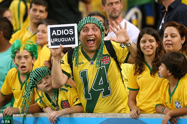 article-2673522-1F3AB93A00000578-50_634x423.jpg
