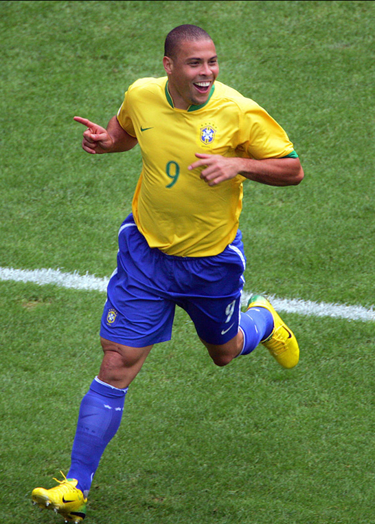 fotos-ronaldo-celebrando-un-gol-en-el-mundial.jpg