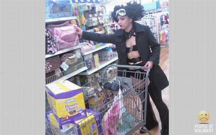 people_of_wal_mart_113.jpg