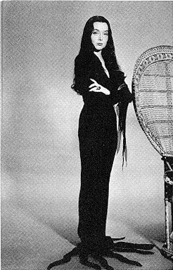 morticia5.jpg