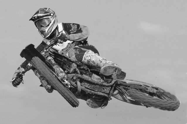 motocross_blanco_y_negro.jpg