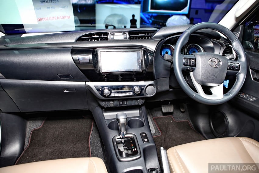 2016_Toyota_Hilux_gallery_Thailand_-040-850x566.jpg