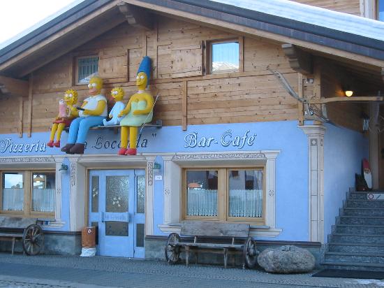 aka-the-simpsons-hotel.jpg