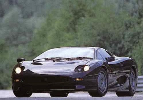 jaguar_xj220_lights-on.jpg