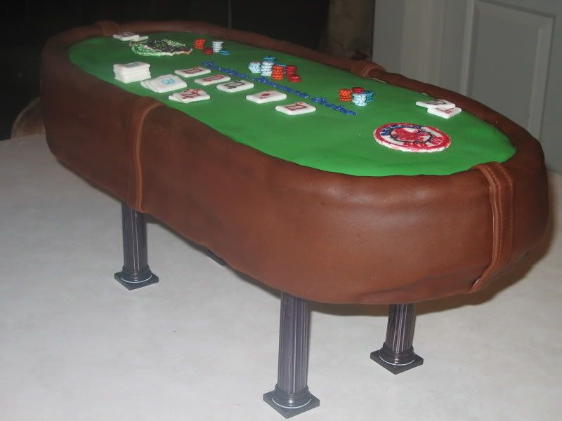 PokerTablecakeside.jpg