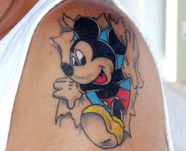 mickey-tattoo.jpg