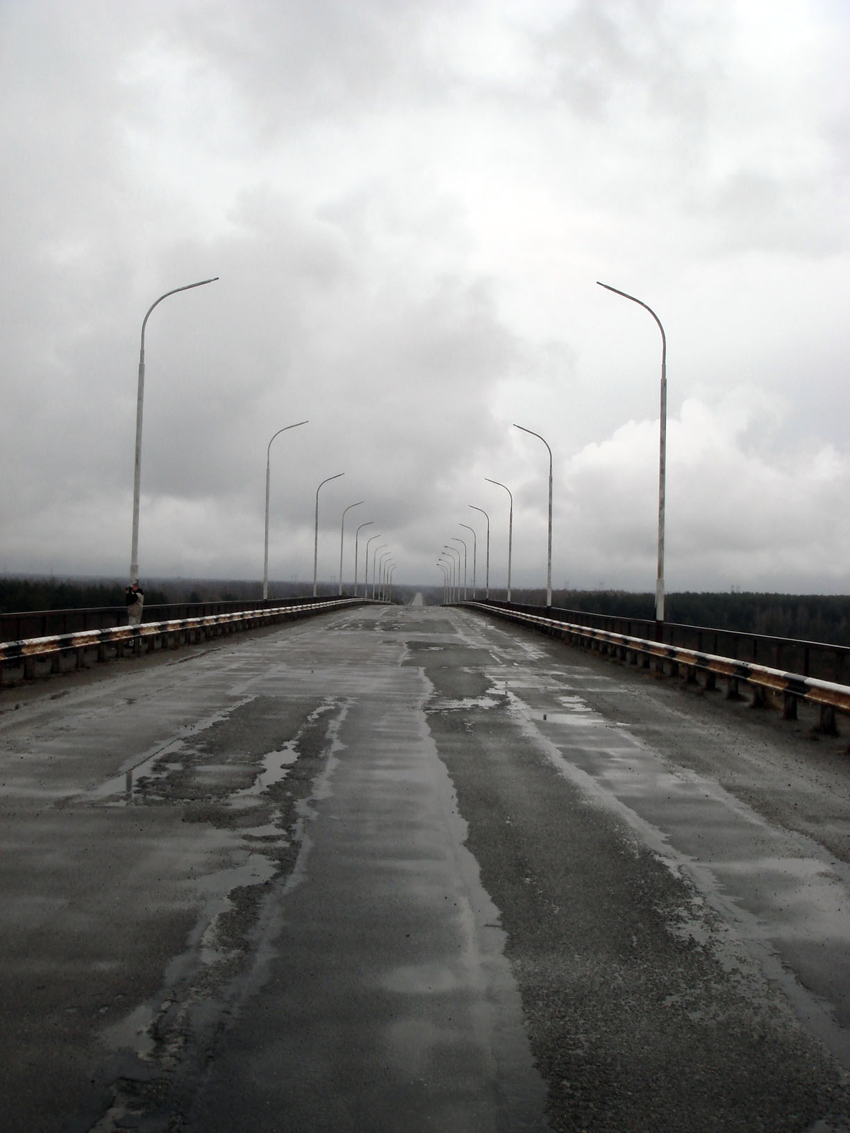 Road_in_Chernobyl_Zone_by_mara_central.jpg