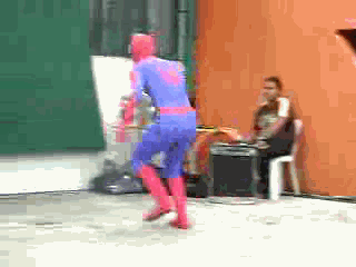 1232229287_1229808532996.gif