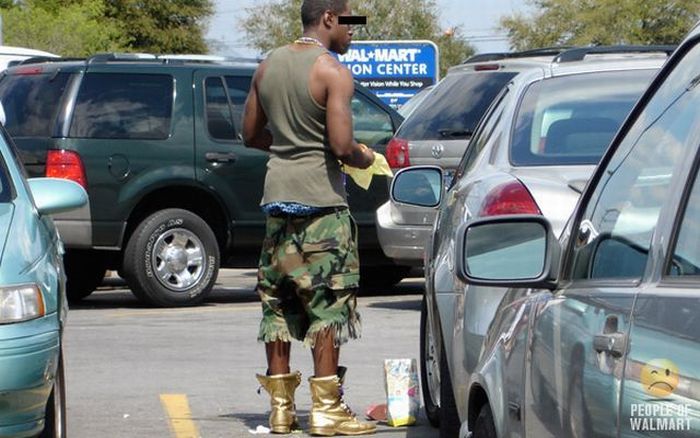 people_of_wal_mart_90.jpg