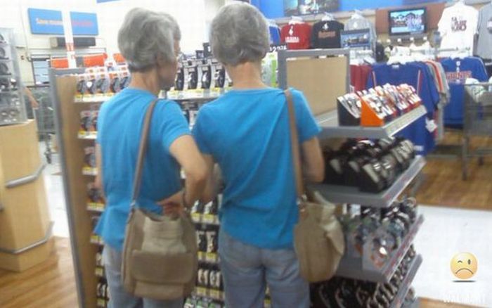 people_of_wal_mart_98.jpg