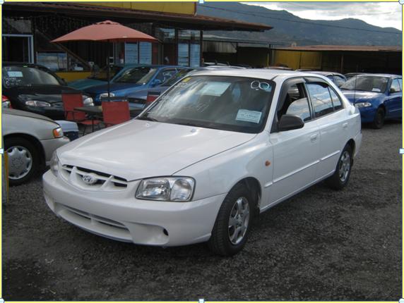 HyundaiAccent_1539_Tucarro1.JPG