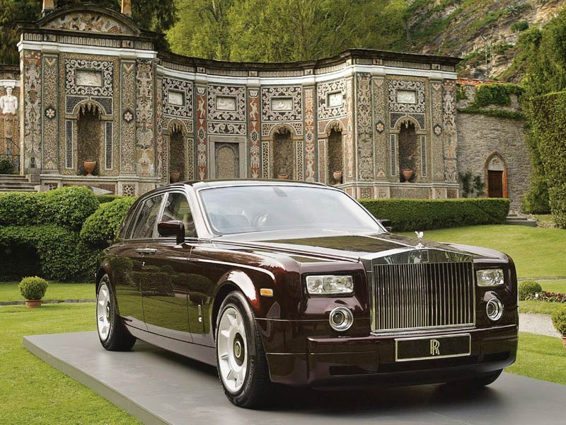 0_10_Rolls-Royce_Phantom.jpg
