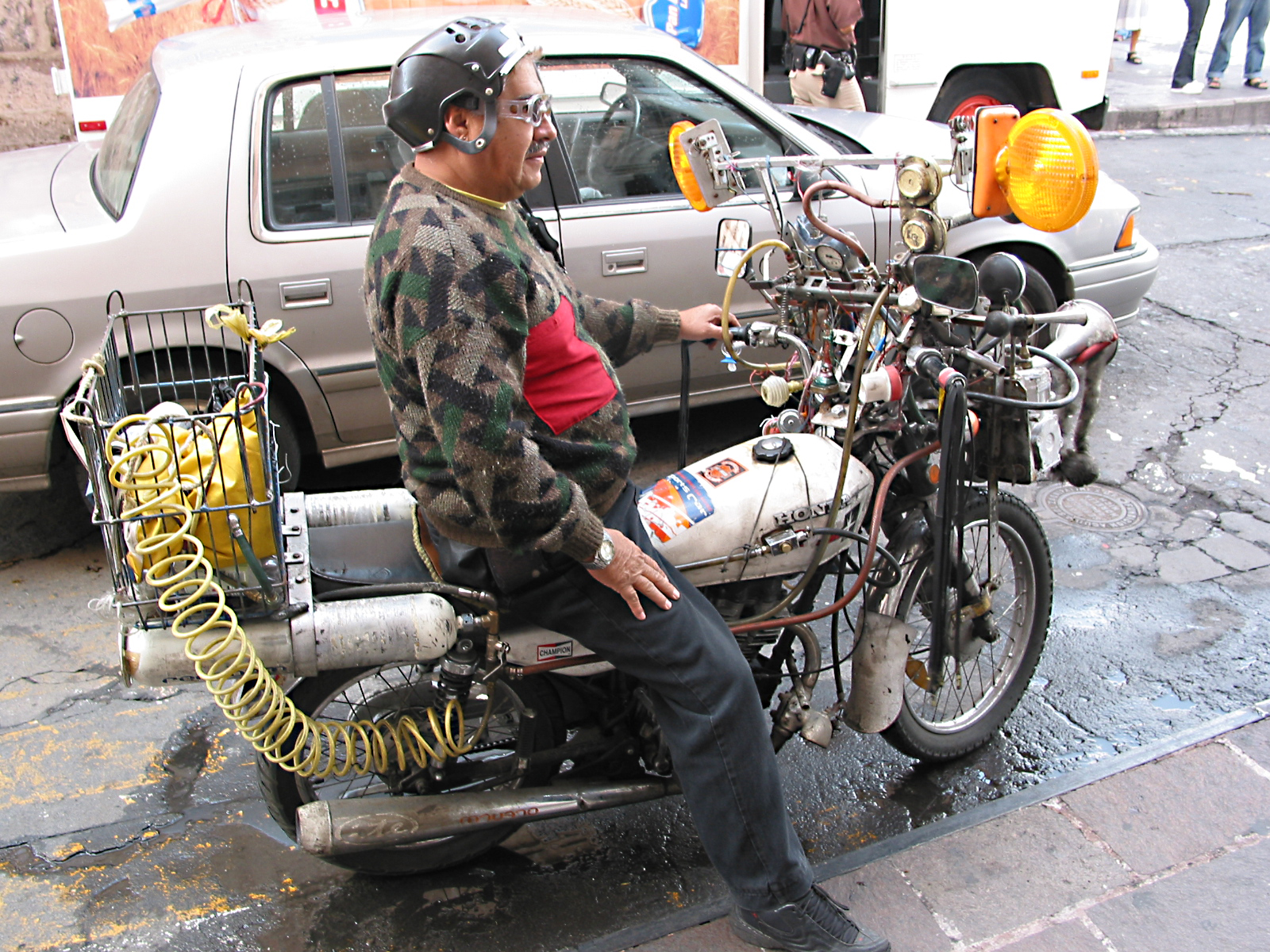 morelia04-calle-moto_3142.jpg