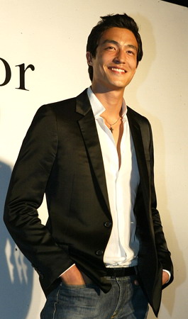 daniel-henney.jpg