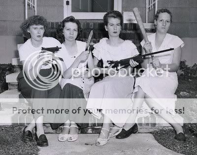 DC-women-armed-1950.jpg