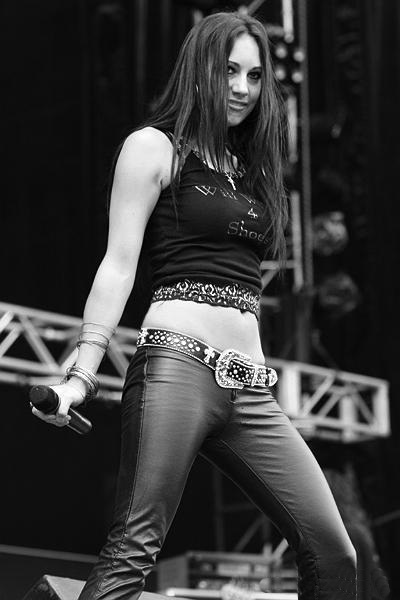lauren-harris.jpg