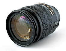 220px-Lens_Nikkor_18-70mm.jpg