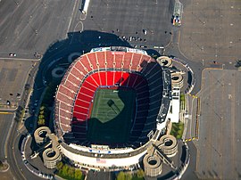 270px-Giants_Stadium_aerial.jpg