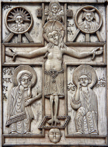 Musee_de_Cluny_Paris_Byzantine_Ivory_Crucifixion.jpg