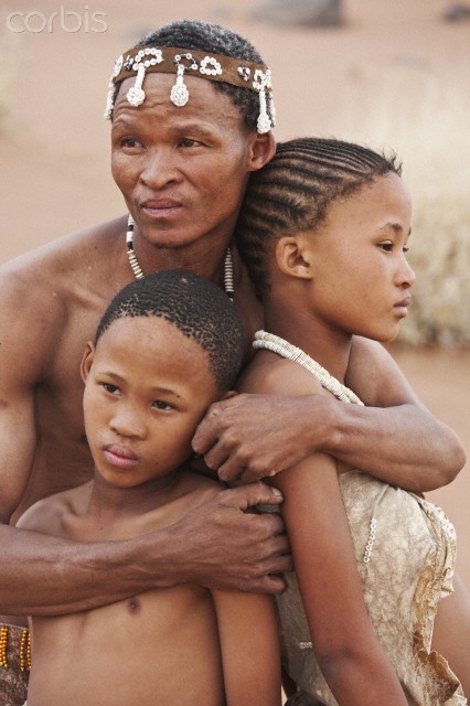 Khoisan-father-and-his-children.jpg